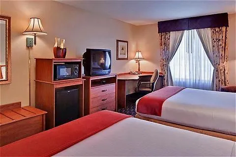 Holiday Inn Express Las Vegas-Nellis 3*,